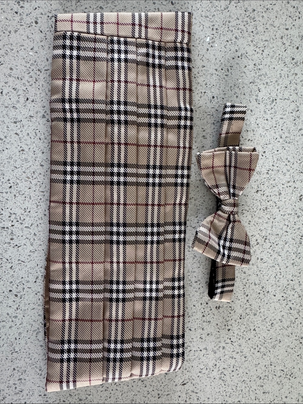 Burberry Beige Plaid Bow tie and Cummerbund Set with Black & Red Accents